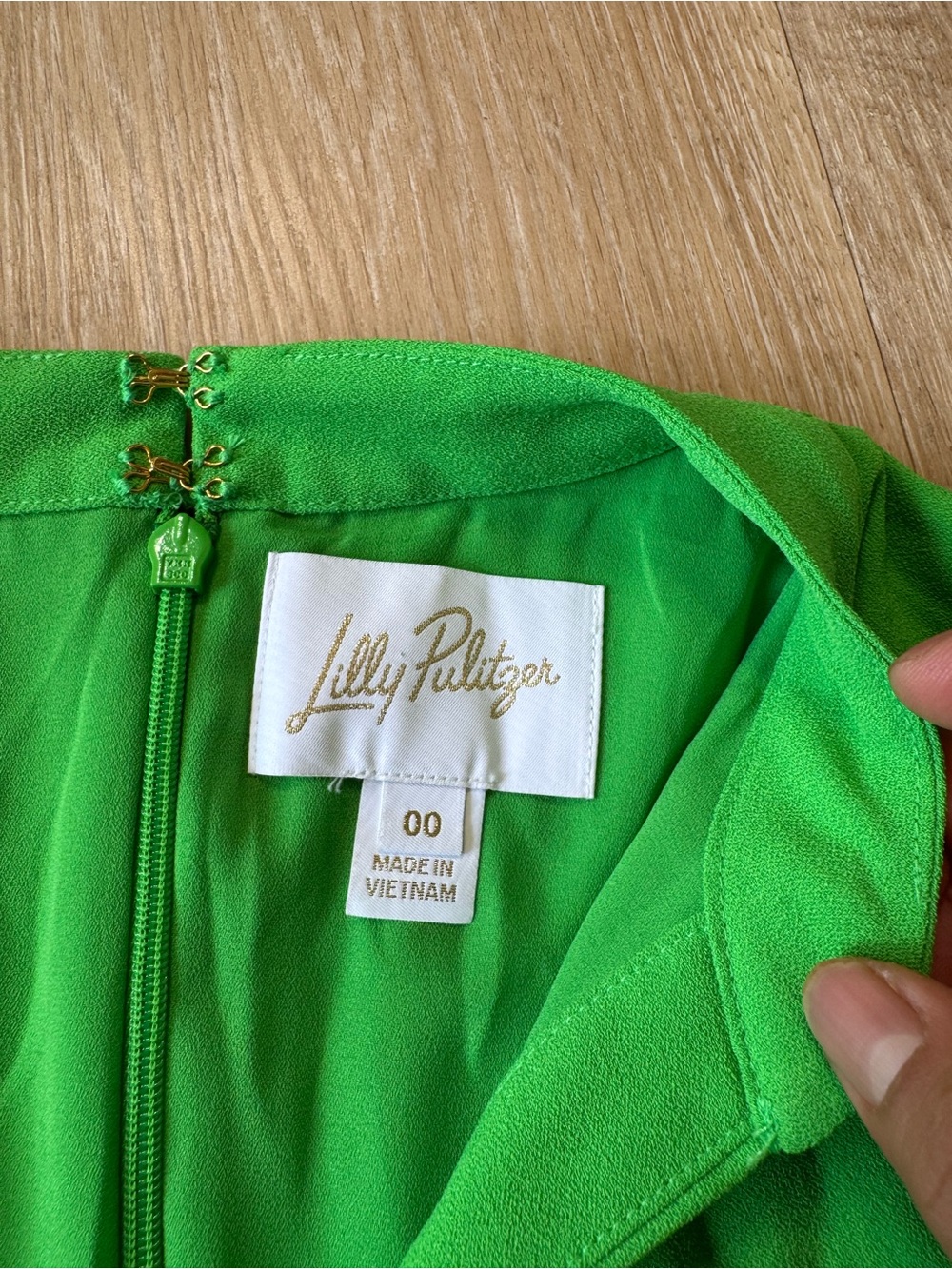 Lilly Pulitzer Kelly Green Sleeveless Bow-Front Swim Coverup - Picture 5 of 8